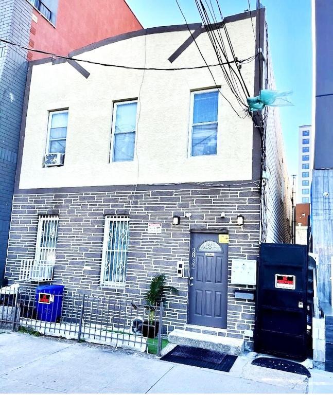 3 Bedrooms Apt In Lic, 10 Mins To Manhattan !!! * New York